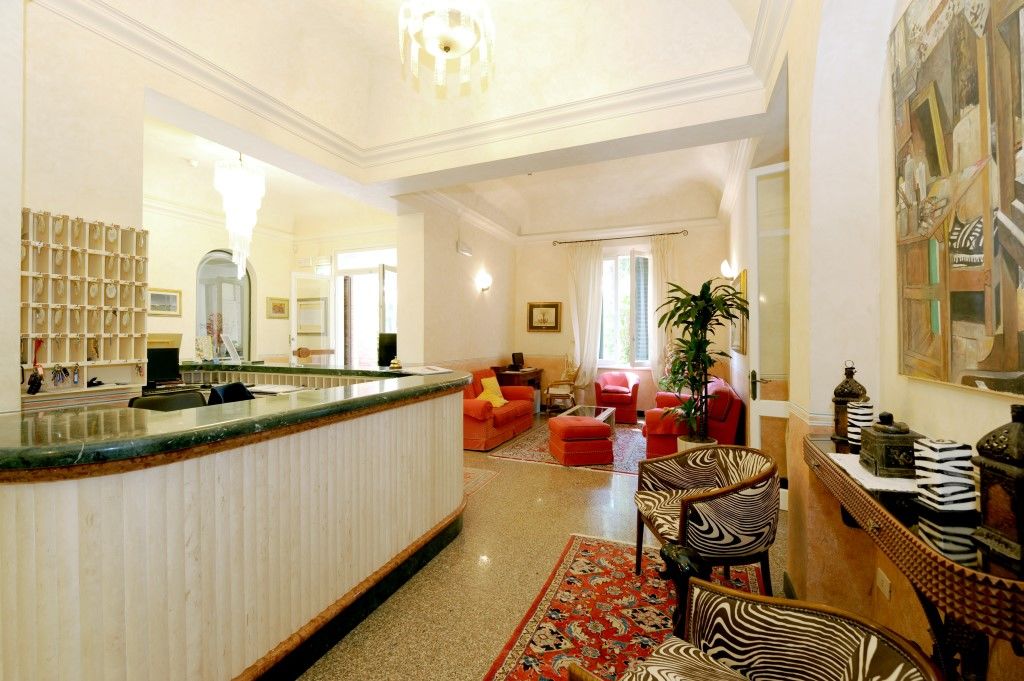 Hotel Villa Tiziana مارينا دي بييتراسانْت المظهر الخارجي الصورة